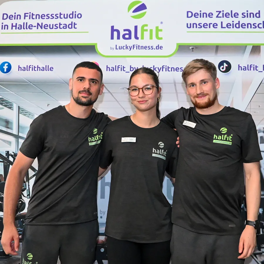 Das halfit-Team im Studio in Halle-Neustadt